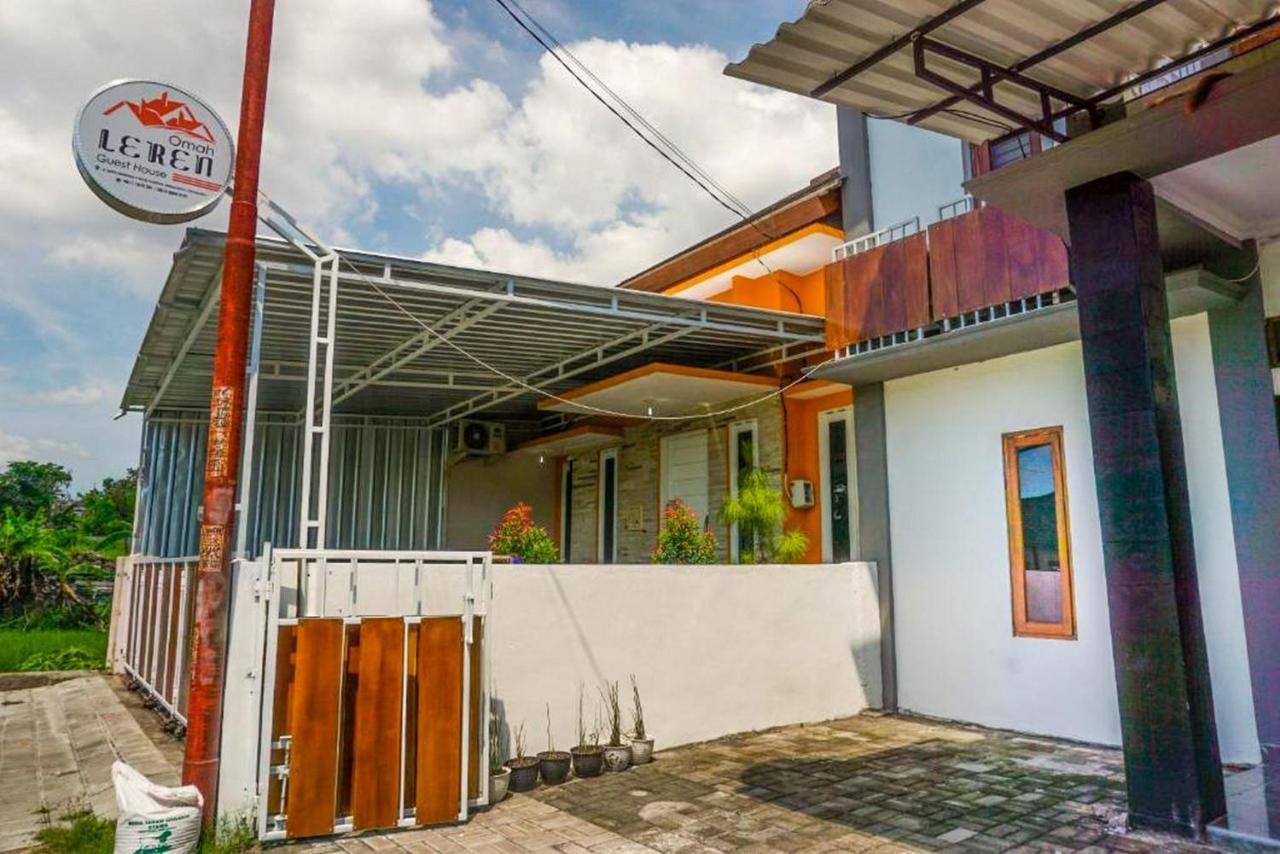 Omah Leren Mitra Reddoorz Near Gembiraloka Zoo Yogyakarta Otel Dış mekan fotoğraf