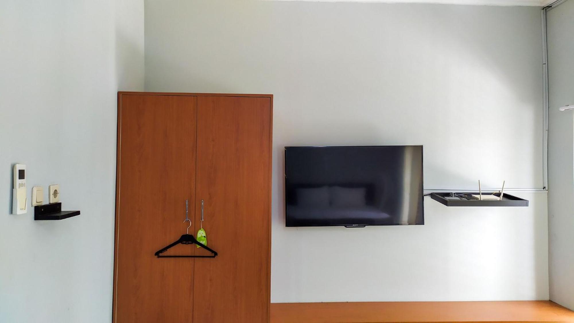 Omah Leren Mitra Reddoorz Near Gembiraloka Zoo Yogyakarta Otel Dış mekan fotoğraf