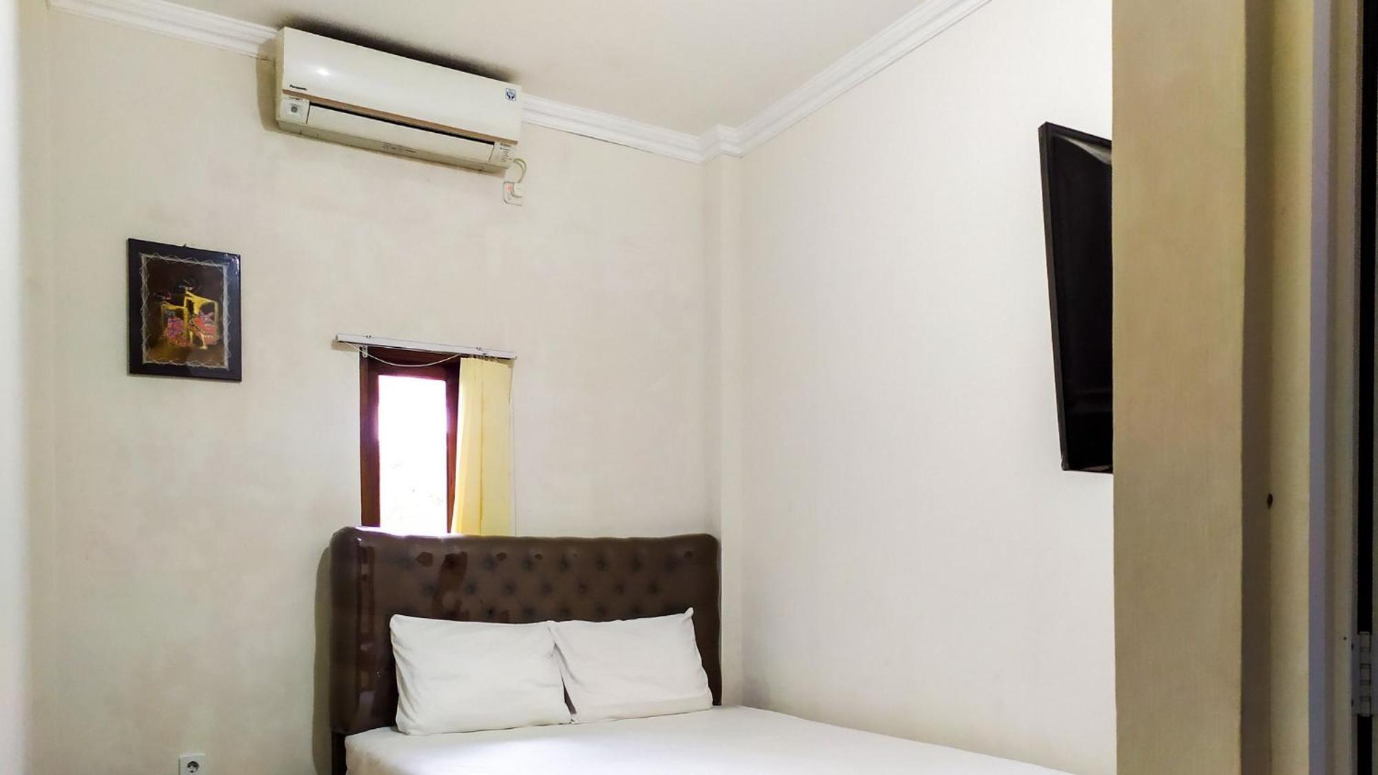 Omah Leren Mitra Reddoorz Near Gembiraloka Zoo Yogyakarta Otel Dış mekan fotoğraf